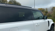 Land Rover Defender 3.0 D250 X-Dynamic SE 90 3dr Auto Diesel Estate